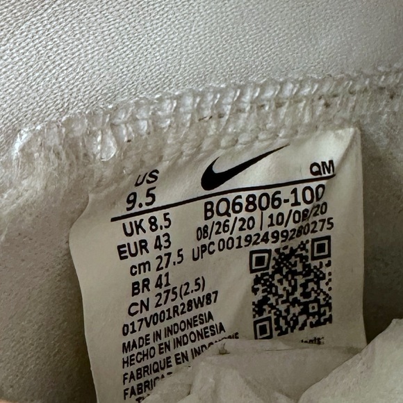 Nike Blazer Mid 77 Classic Mens 9.5 Shoes BQ6806-100 Women’s 11 White Black - Picture 7 of 7